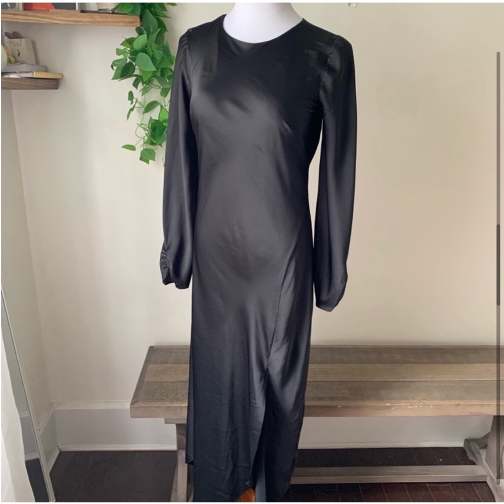 Express Dress - Picture 3 of 6